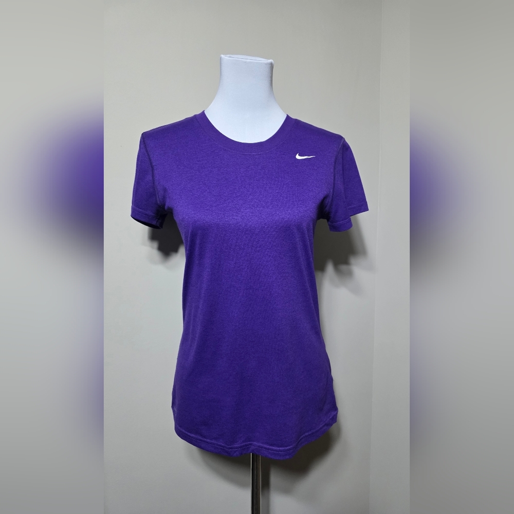 Nike Dri-Fit T Shirt Womens SZ Small Purple Short Sleeve Moisture Wicking